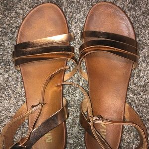 MIA sandals